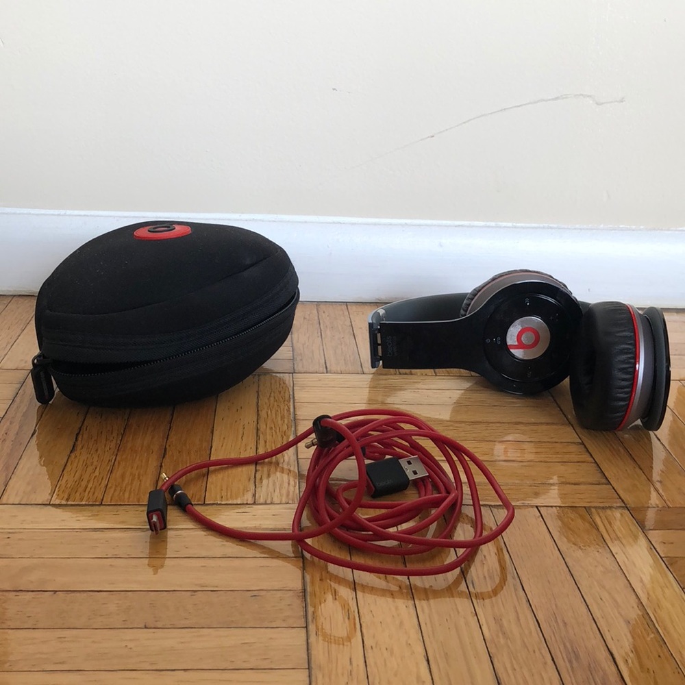 Wireless Beats by Dre